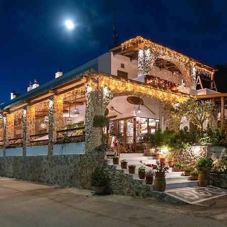 Limeri Traditional Guest House Monolithos  المظهر الخارجي الصورة