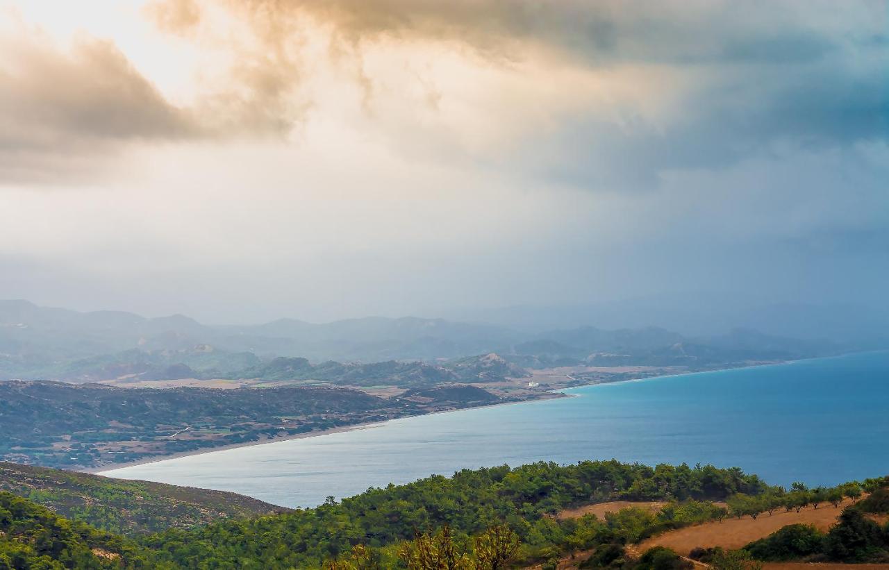 Limeri Traditional Guest House Monolithos  المظهر الخارجي الصورة