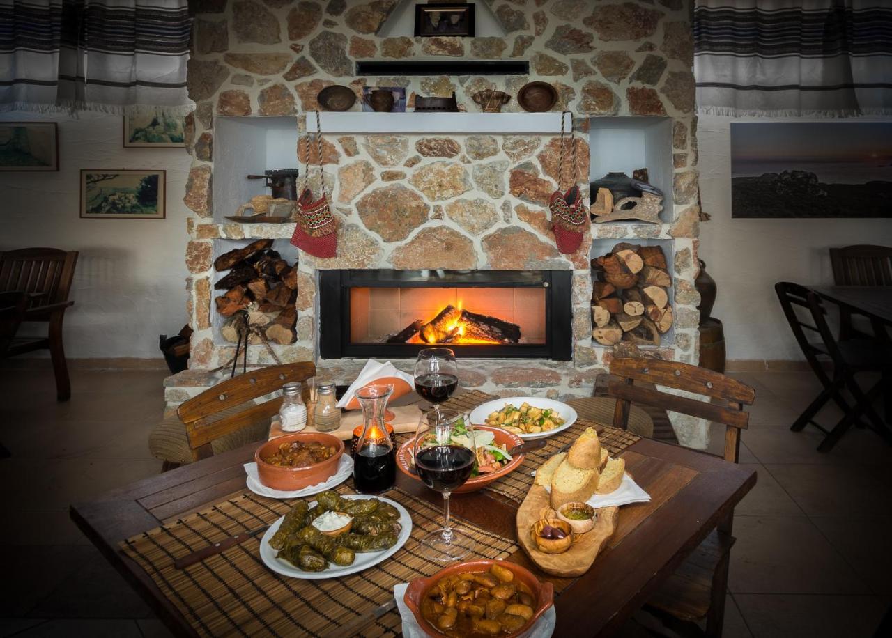 Limeri Traditional Guest House Monolithos  المظهر الخارجي الصورة