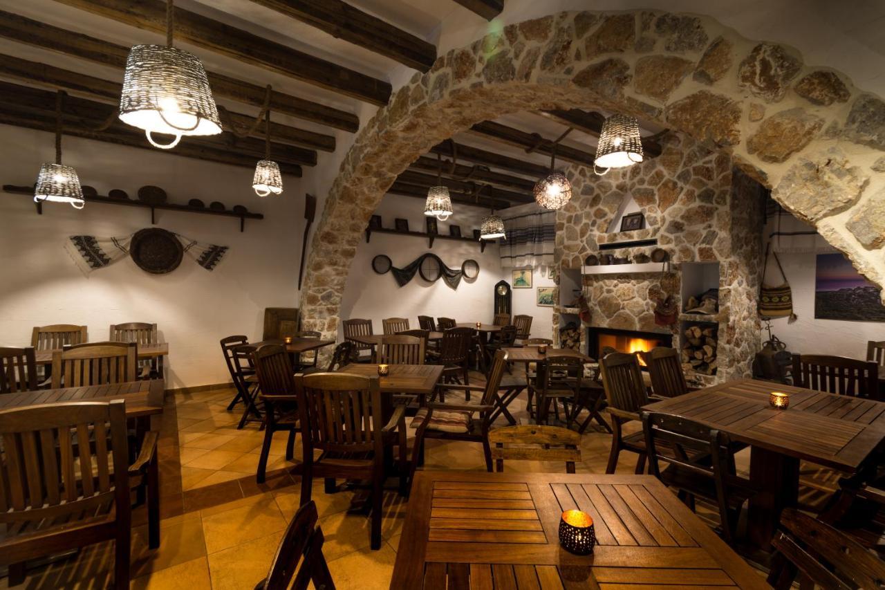 Limeri Traditional Guest House Monolithos  المظهر الخارجي الصورة