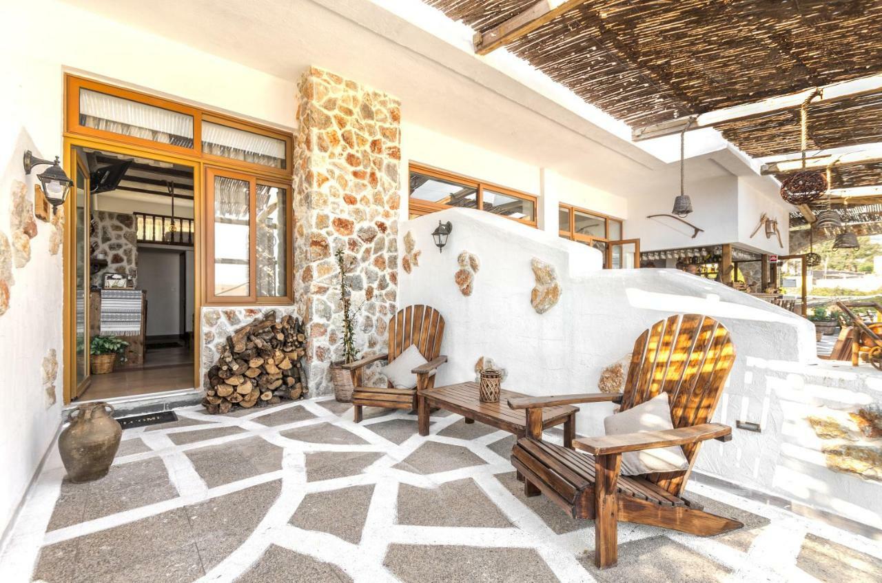 Limeri Traditional Guest House Monolithos  المظهر الخارجي الصورة