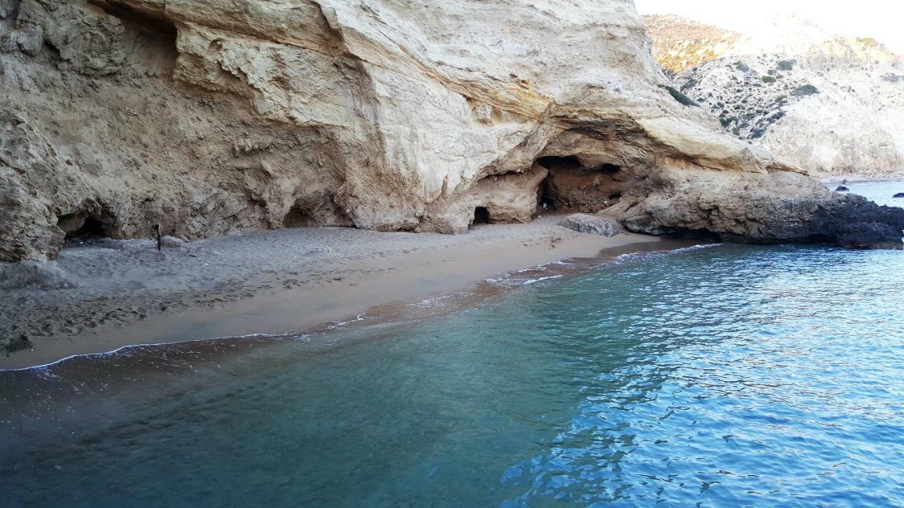 Limeri Traditional Guest House Monolithos  المظهر الخارجي الصورة